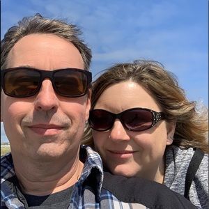 Meet your Posher, Toni